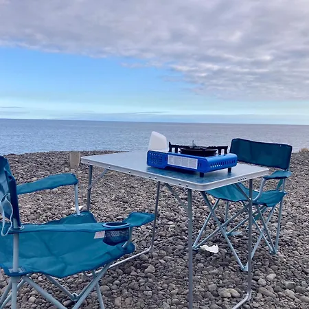Rooftop Tent - The Views Of The Island Кемпинг *