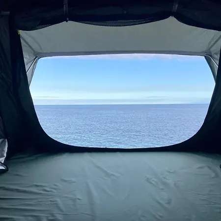 Rooftop Tent - The Views Of The Island キャンプ場 Radazul