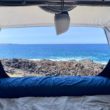 キャンプ場 Rooftop Tent - The Views Of The Island Radazul